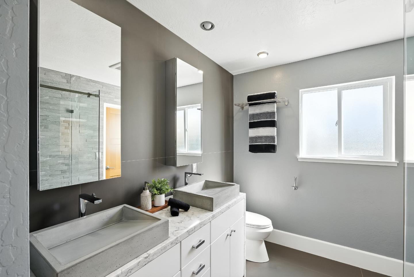 Detail Gallery Image 35 of 73 For 1830 Heatherdale Ave, San Jose,  CA 95126 - 4 Beds | 3 Baths