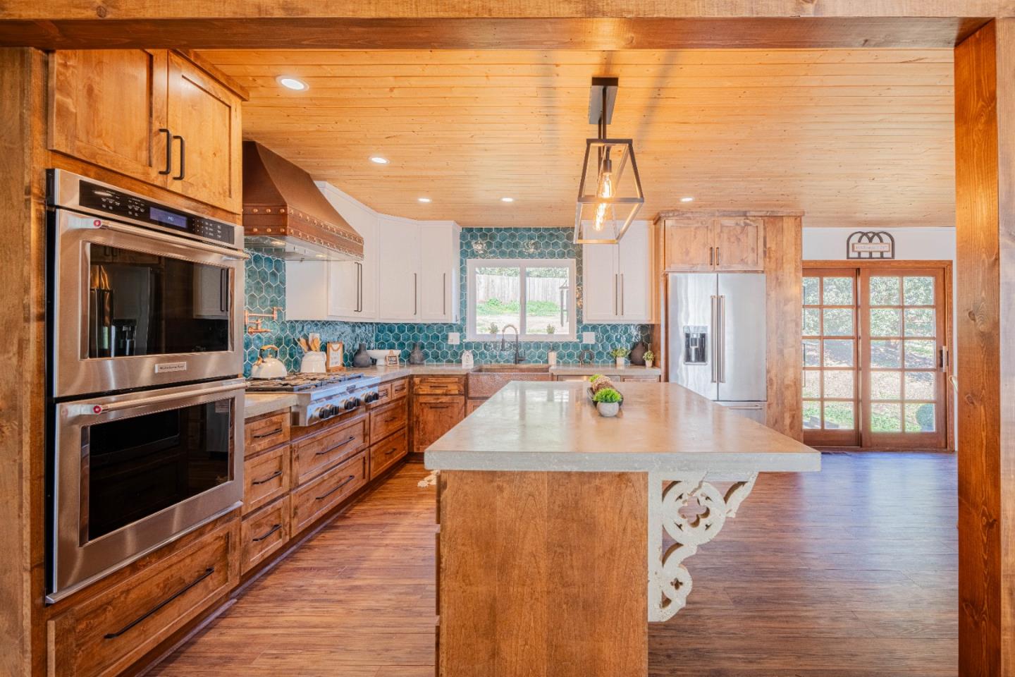 Detail Gallery Image 16 of 42 For 19112 Marjorie Rd, Salinas,  CA 93907 - 3 Beds | 2 Baths