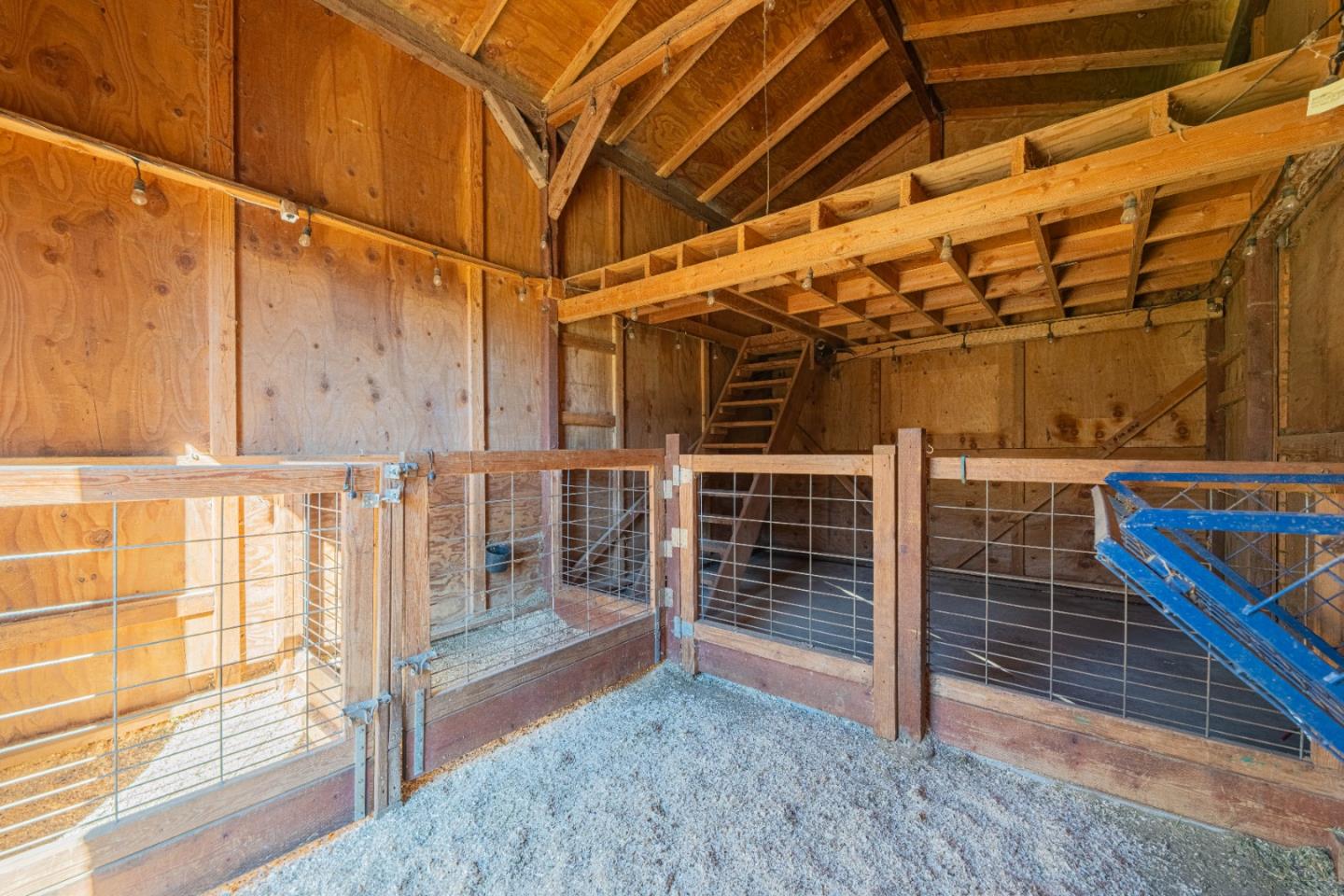 Detail Gallery Image 33 of 42 For 19112 Marjorie Rd, Salinas,  CA 93907 - 3 Beds | 2 Baths