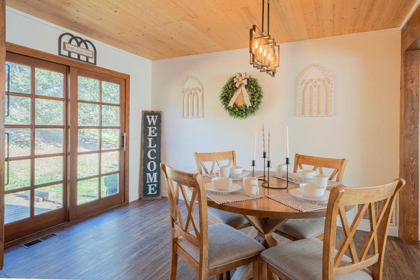 Detail Gallery Image 7 of 42 For 19112 Marjorie Rd, Salinas,  CA 93907 - 3 Beds | 2 Baths