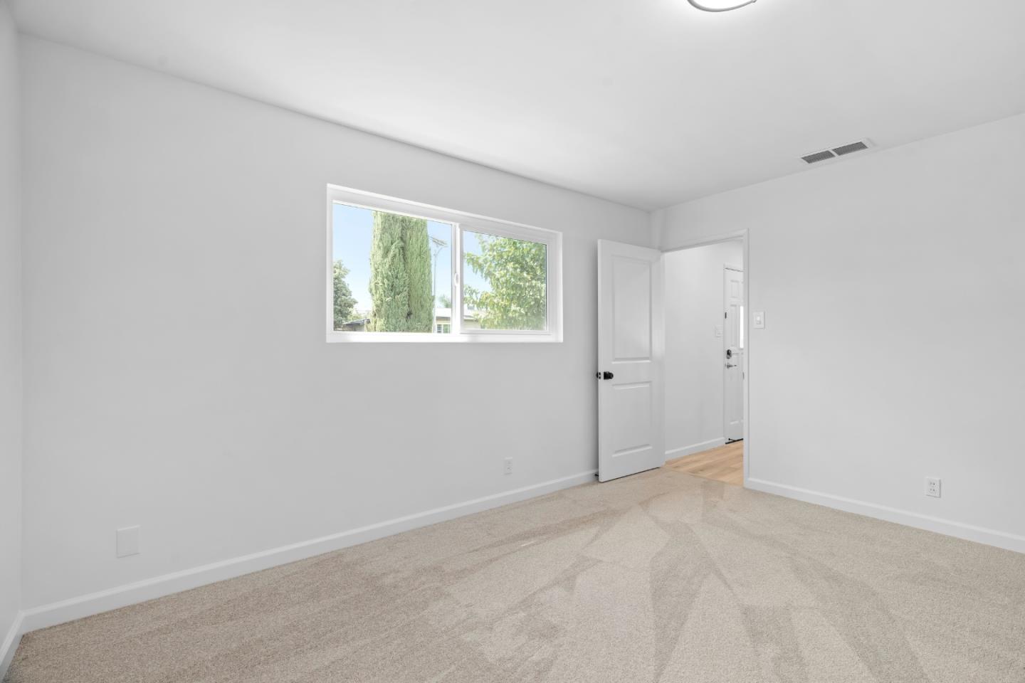 Detail Gallery Image 20 of 27 For 3221 Colgate Ln, Bakersfield,  CA 93306 - 4 Beds | 2 Baths