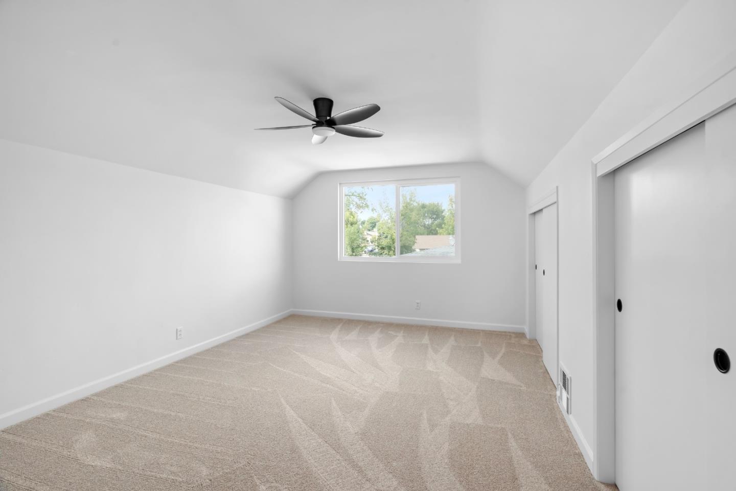 Detail Gallery Image 25 of 27 For 3221 Colgate Ln, Bakersfield,  CA 93306 - 4 Beds | 2 Baths