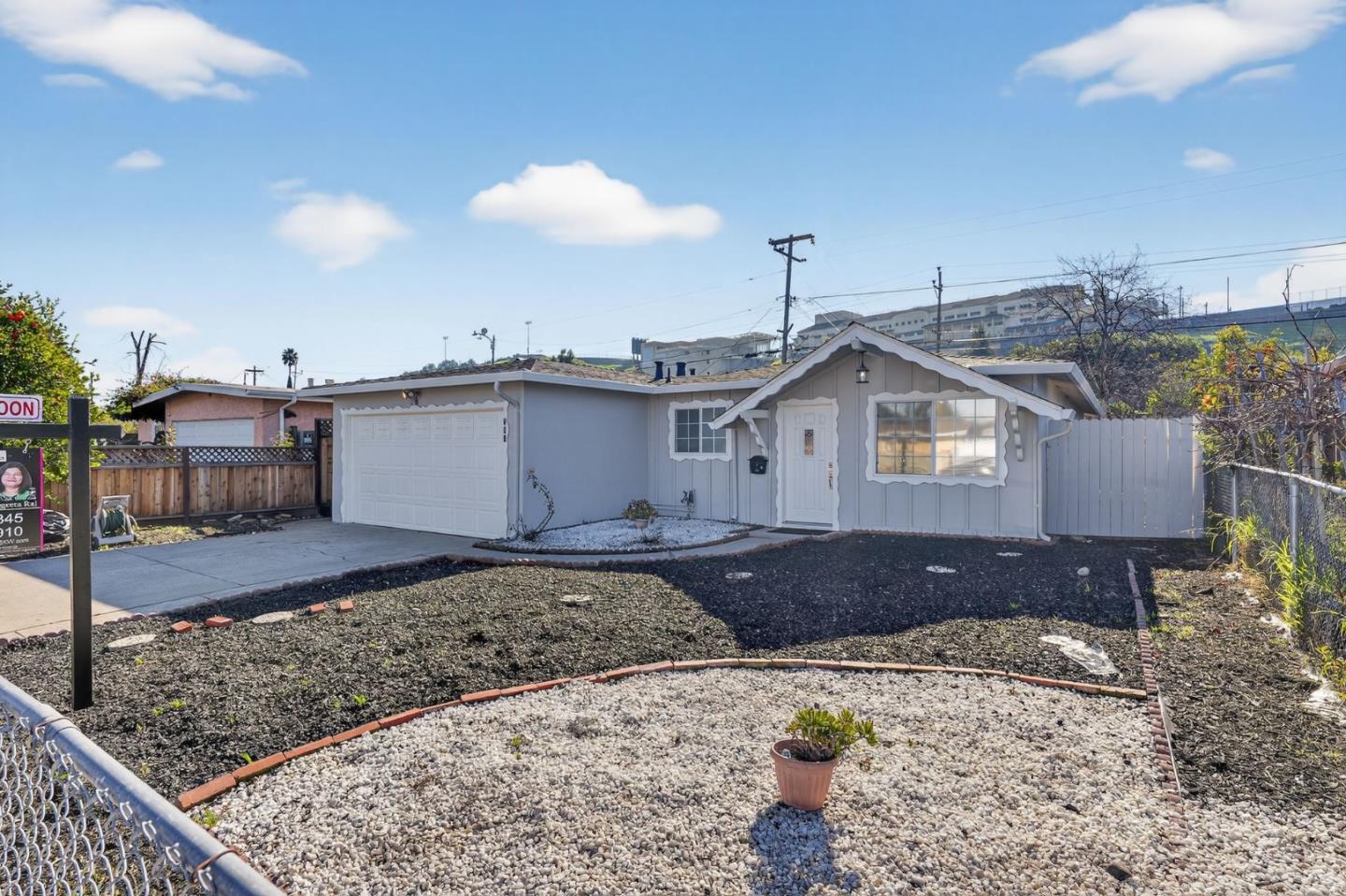 Front Image Thumbnail for ML82031914