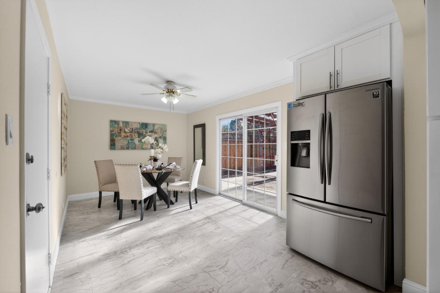 Detail Gallery Image 10 of 28 For 240 Santa Rosa Dr, San Jose,  CA 95111 - 3 Beds | 2 Baths