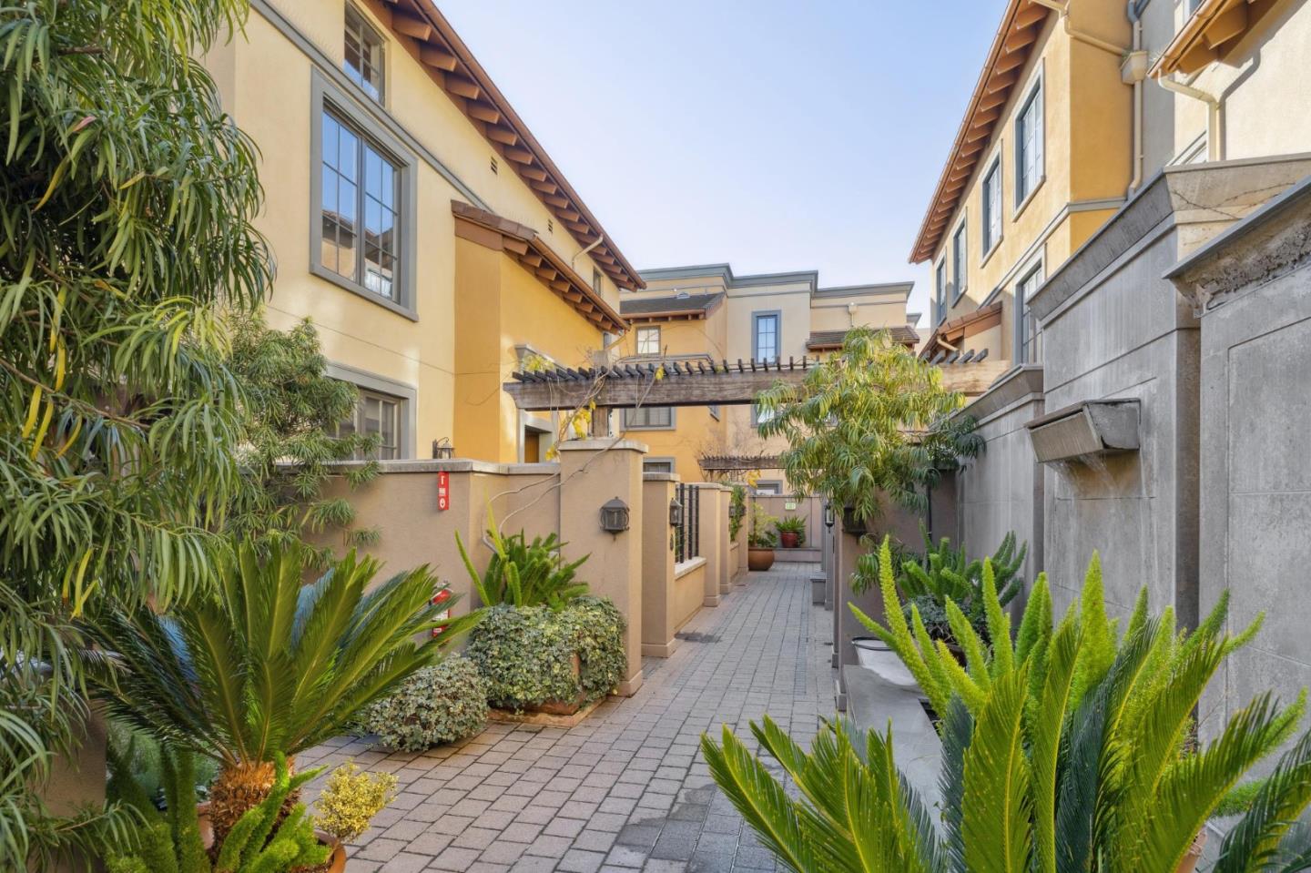 Condos, Lofts and Townhomes for Sale in San Jose Luxury Condos