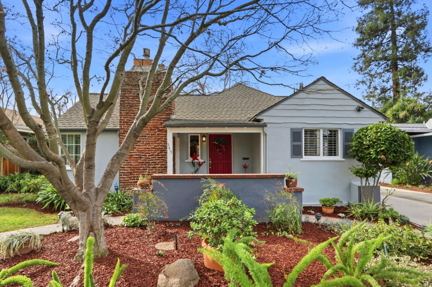 Detail Gallery Image 4 of 71 For 345 S 17th St, San Jose,  CA 95112 - 3 Beds | 2 Baths