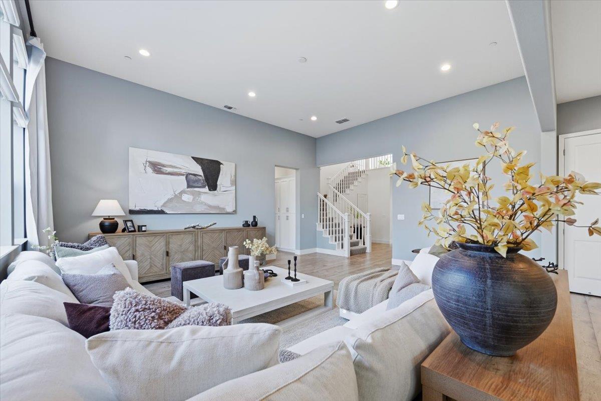 Detail Gallery Image 10 of 74 For 6181 Robertson Ave, Newark,  CA 94560 - 4 Beds | 4/1 Baths