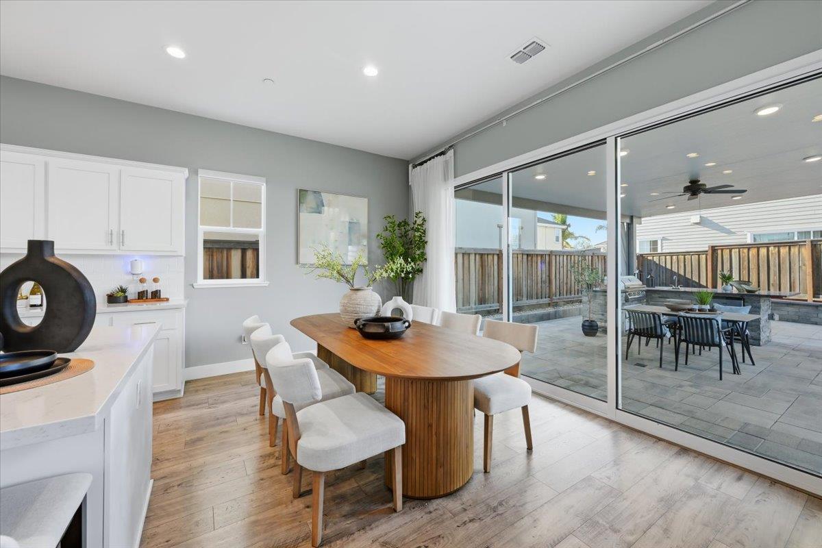 Detail Gallery Image 19 of 74 For 6181 Robertson Ave, Newark,  CA 94560 - 4 Beds | 4/1 Baths