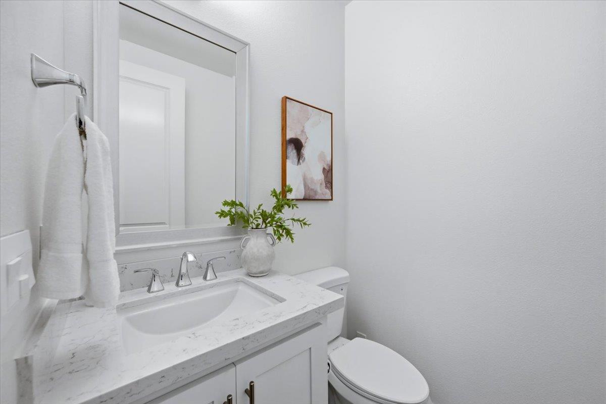 Detail Gallery Image 23 of 74 For 6181 Robertson Ave, Newark,  CA 94560 - 4 Beds | 4/1 Baths