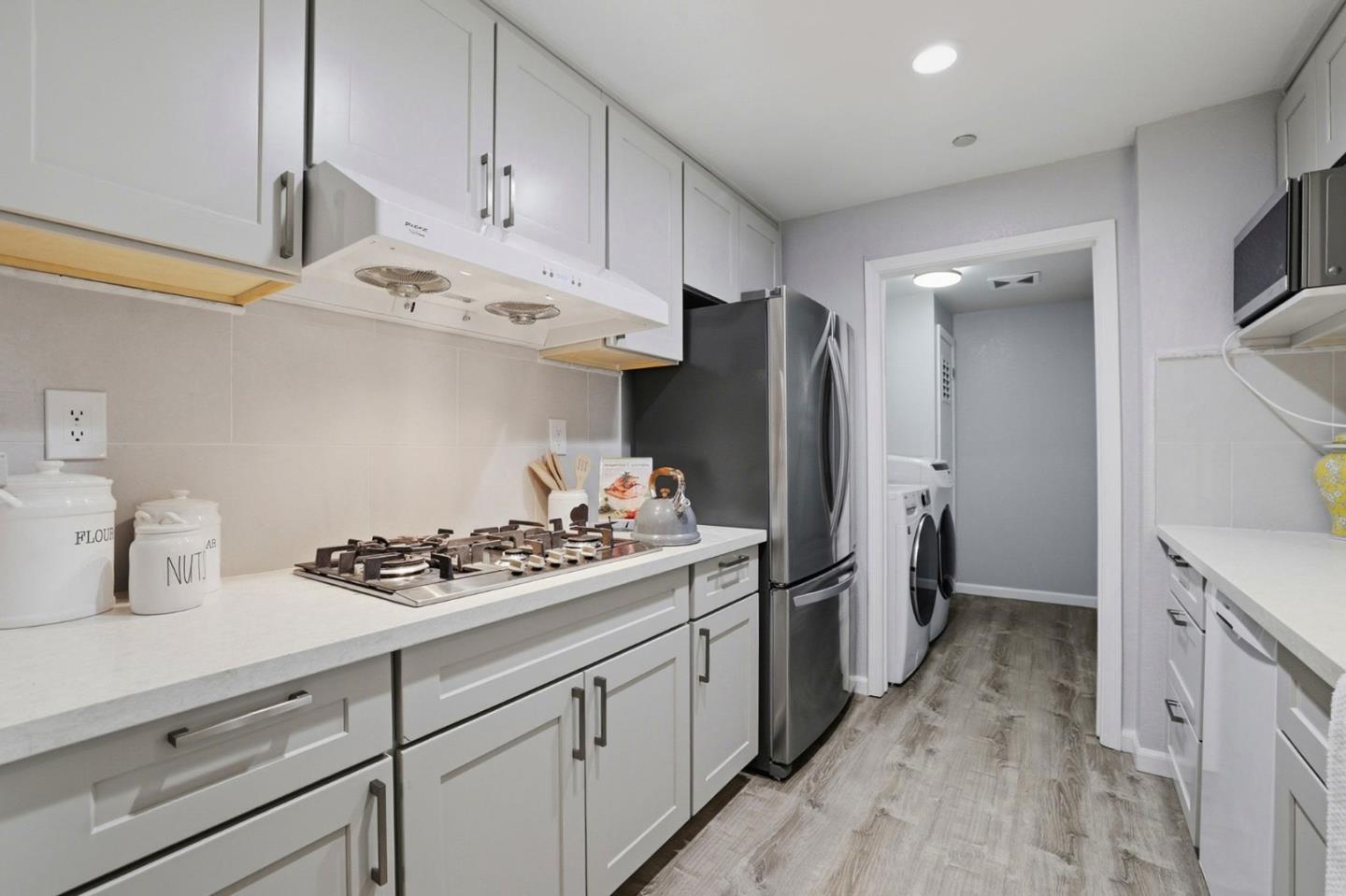 Photo #8: ML82031919 Listing: Photo #8