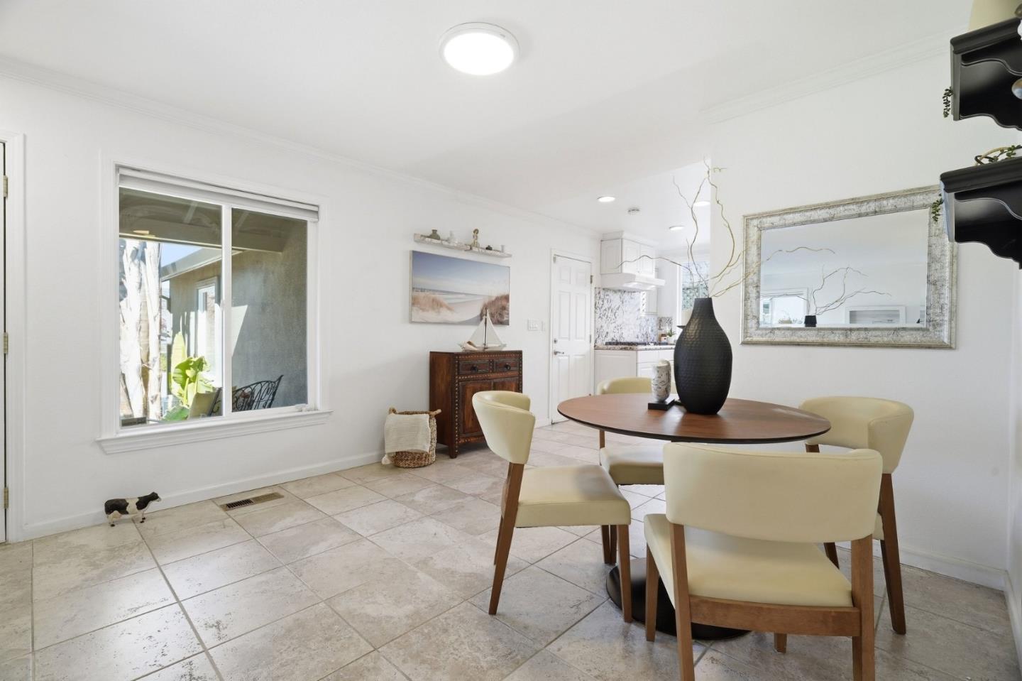 Detail Gallery Image 9 of 42 For 2334 Cory Ave, San Jose,  CA 95128 - 3 Beds | 2 Baths