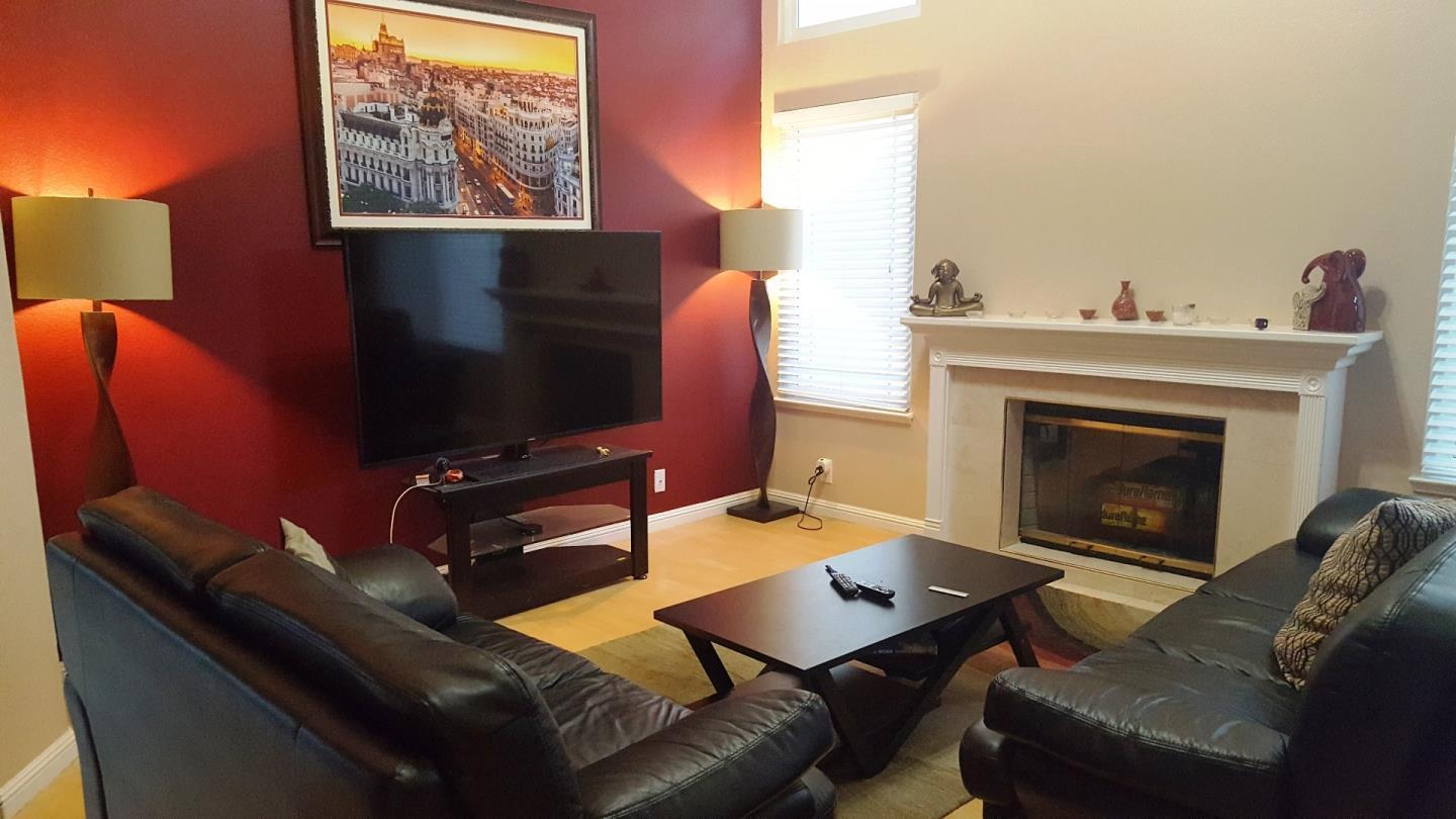 Detail Gallery Image 4 of 19 For 5233 Country Forge Ln, San Jose,  CA 95136 - 3 Beds | 2/1 Baths