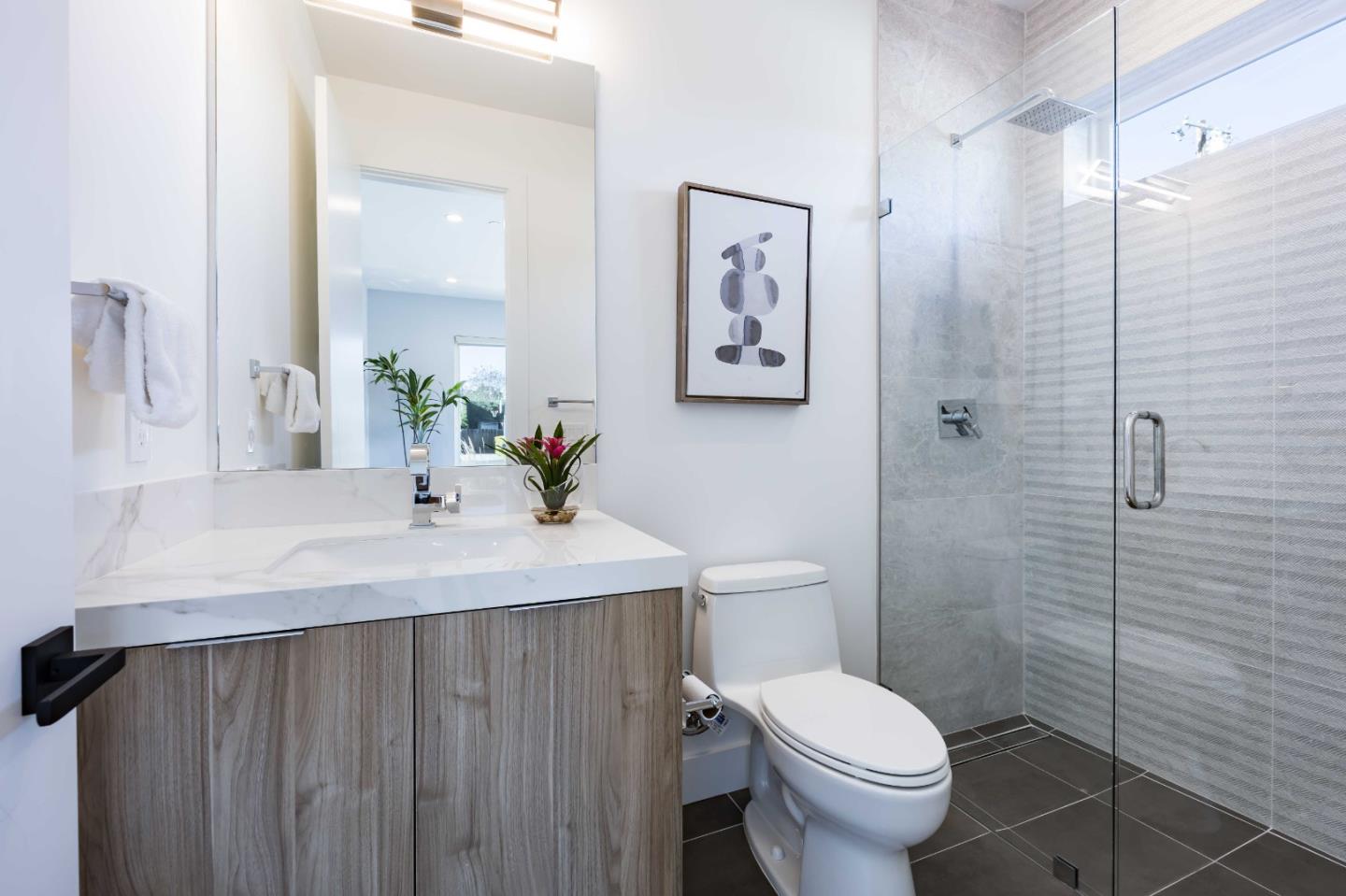 Detail Gallery Image 13 of 32 For 1686 Parkhills Ave, Los Altos,  CA 94024 - 6 Beds | 6 Baths