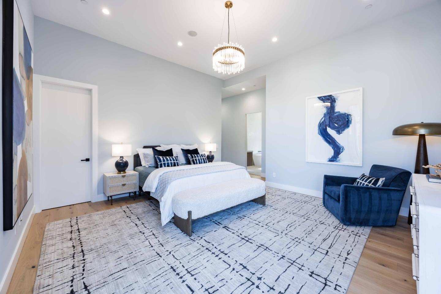 Detail Gallery Image 19 of 32 For 1686 Parkhills Ave, Los Altos,  CA 94024 - 6 Beds | 6 Baths