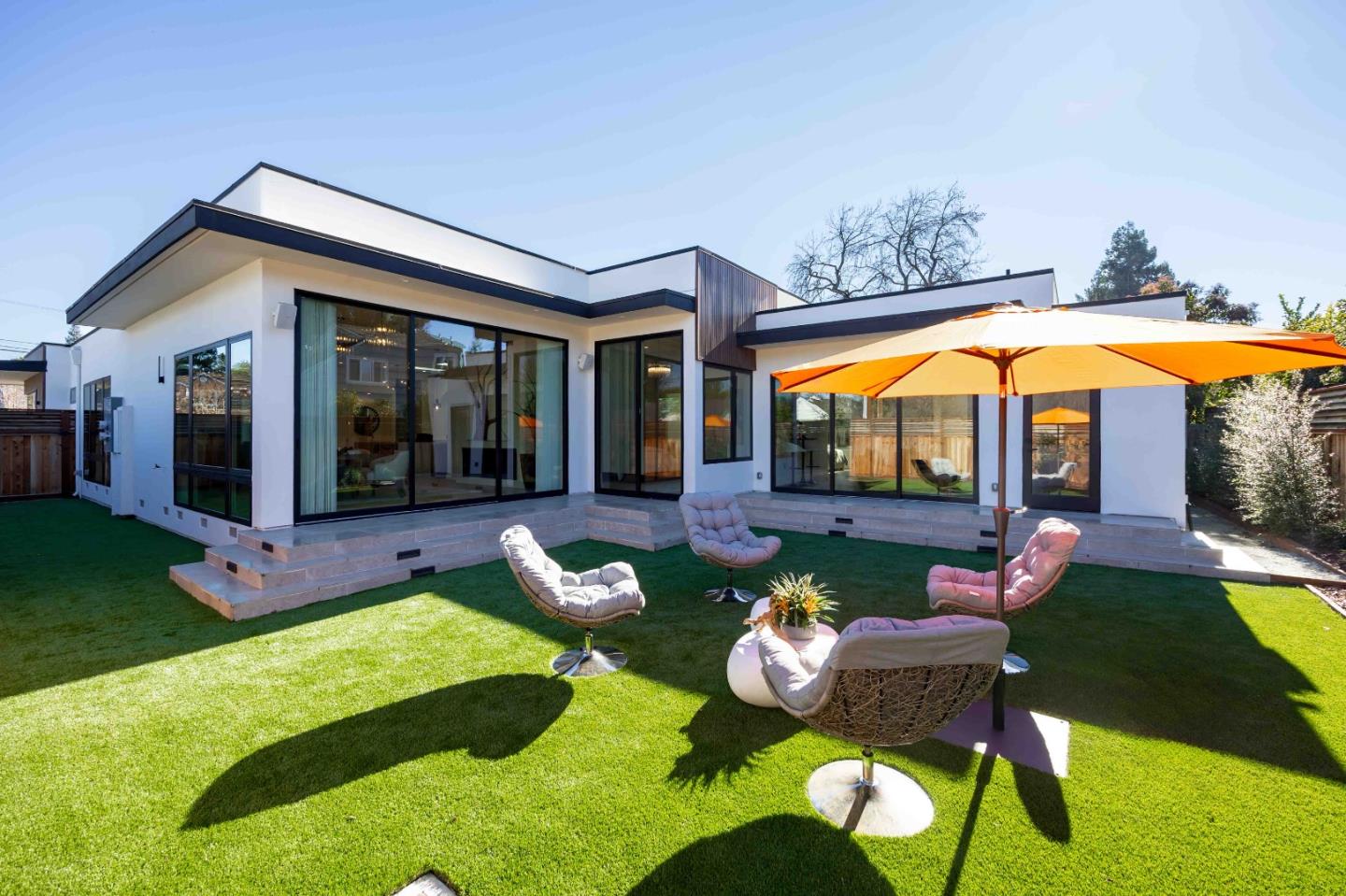 Detail Gallery Image 24 of 32 For 1686 Parkhills Ave, Los Altos,  CA 94024 - 6 Beds | 6 Baths