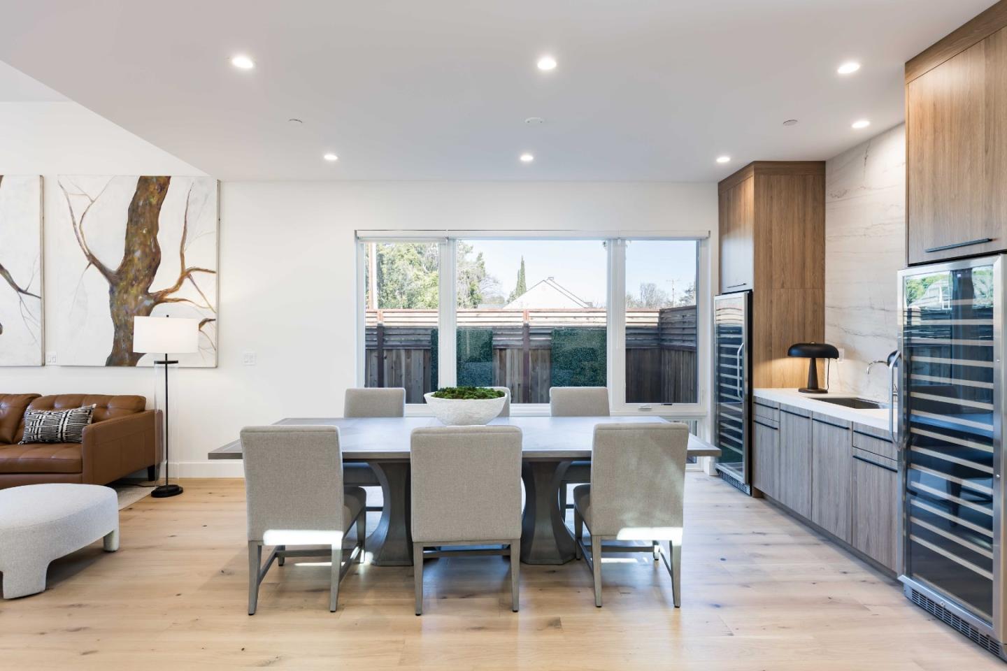 Detail Gallery Image 8 of 32 For 1686 Parkhills Ave, Los Altos,  CA 94024 - 6 Beds | 6 Baths