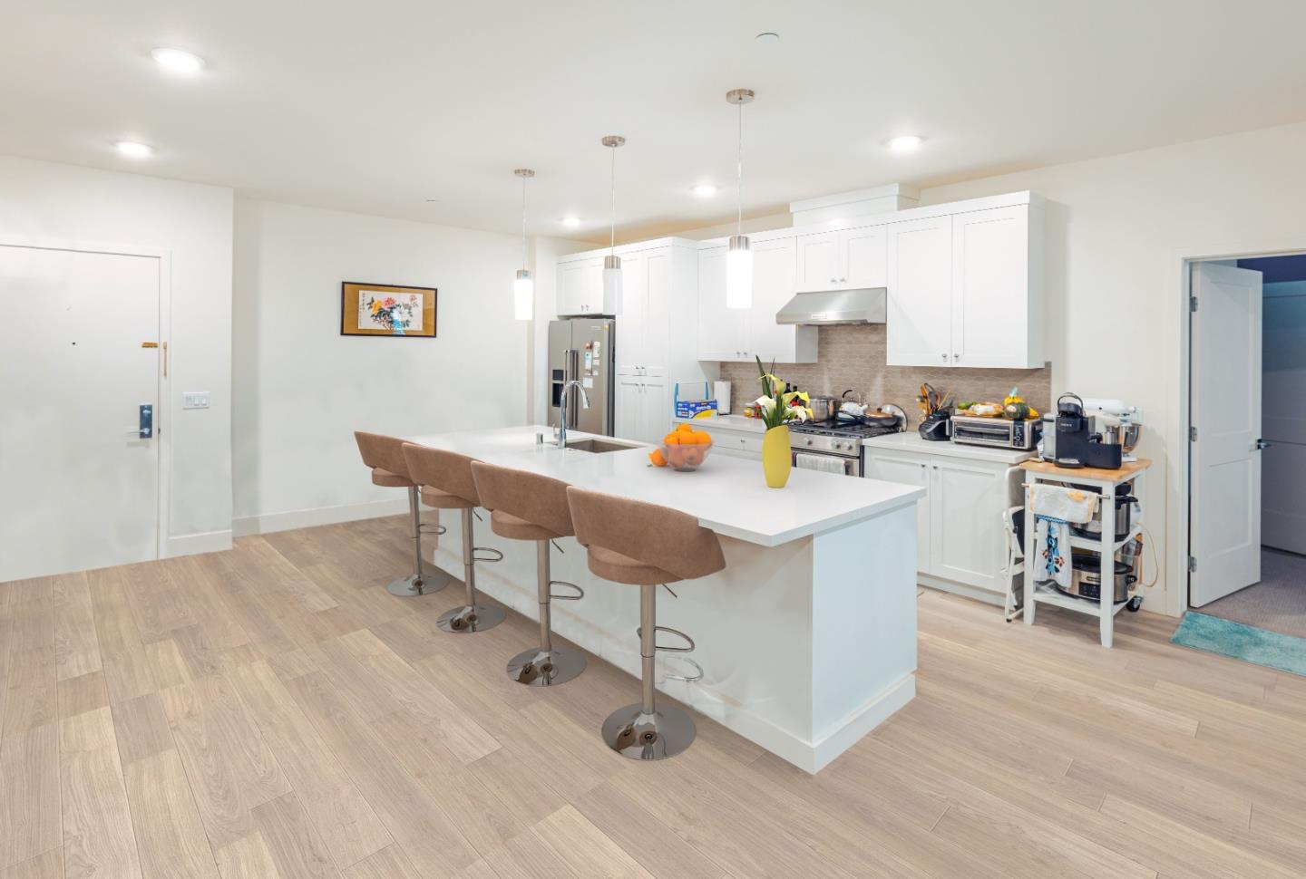 Detail Gallery Image 8 of 26 For 3578 Rambla Pl #323,  Santa Clara,  CA 95051 - 2 Beds | 2/1 Baths