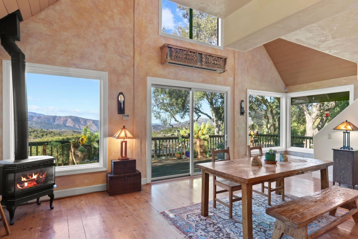 Detail Gallery Image 10 of 47 For 38025 Poppy Tree Ln, Carmel Valley,  CA 93924 - 3 Beds | 3 Baths