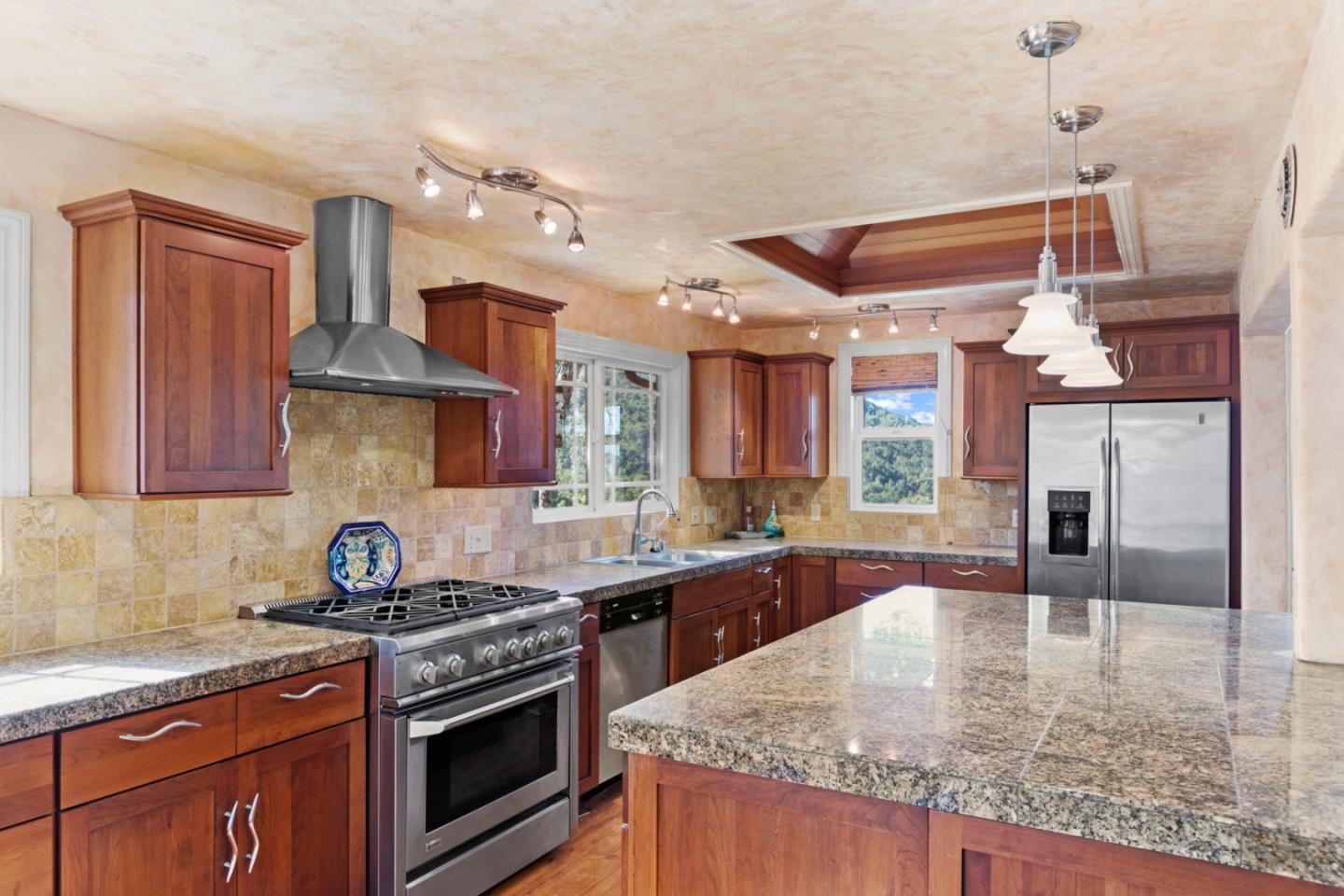 Detail Gallery Image 15 of 47 For 38025 Poppy Tree Ln, Carmel Valley,  CA 93924 - 3 Beds | 3 Baths