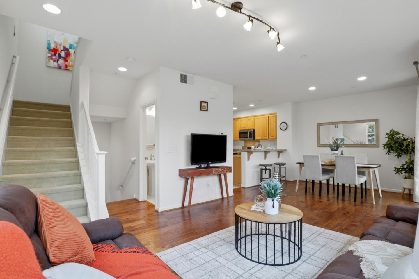 Photo #7: ML82031935 Listing: Photo #7