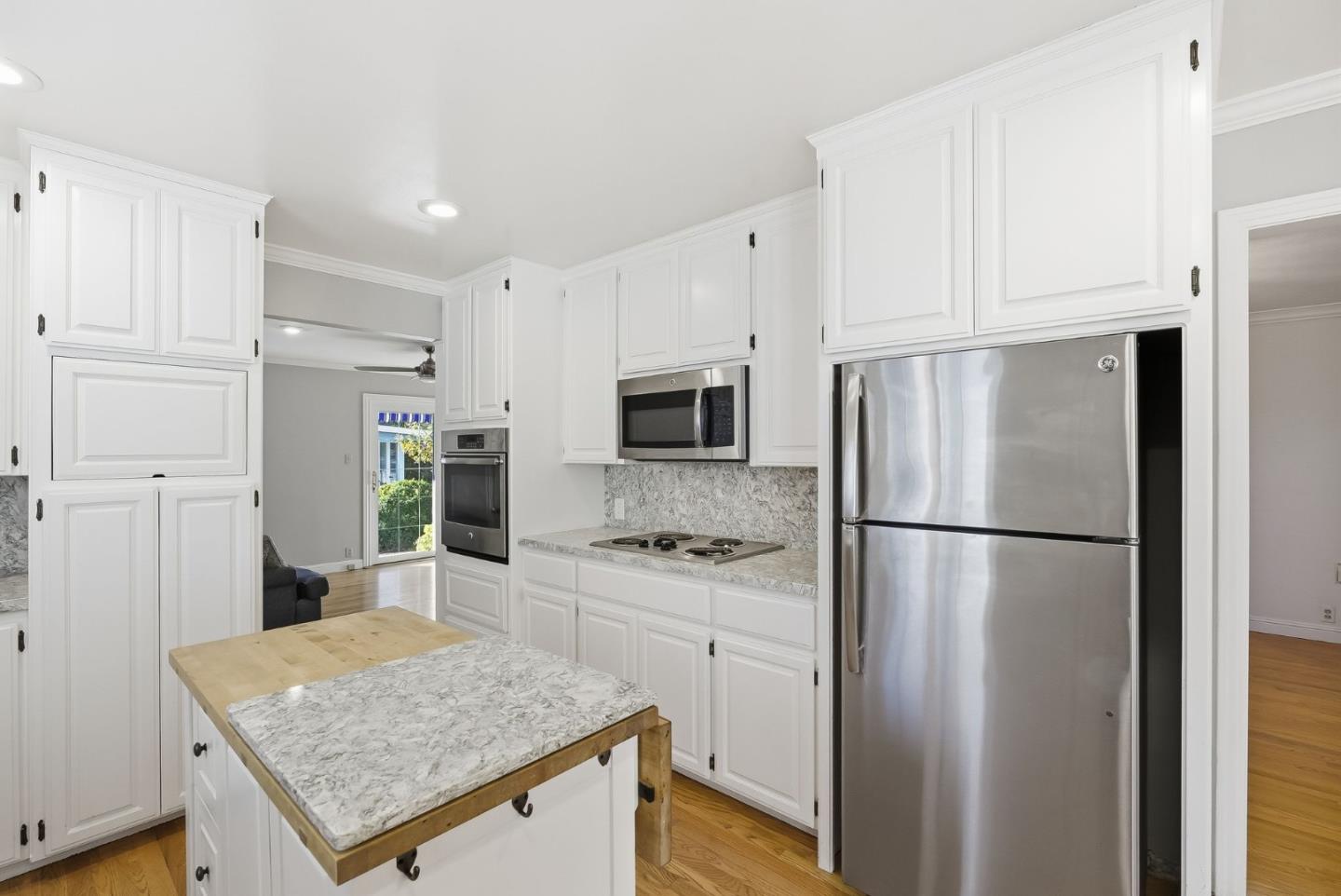 Detail Gallery Image 15 of 65 For 1571 Hicks Ave, San Jose,  CA 95125 - 3 Beds | 2 Baths