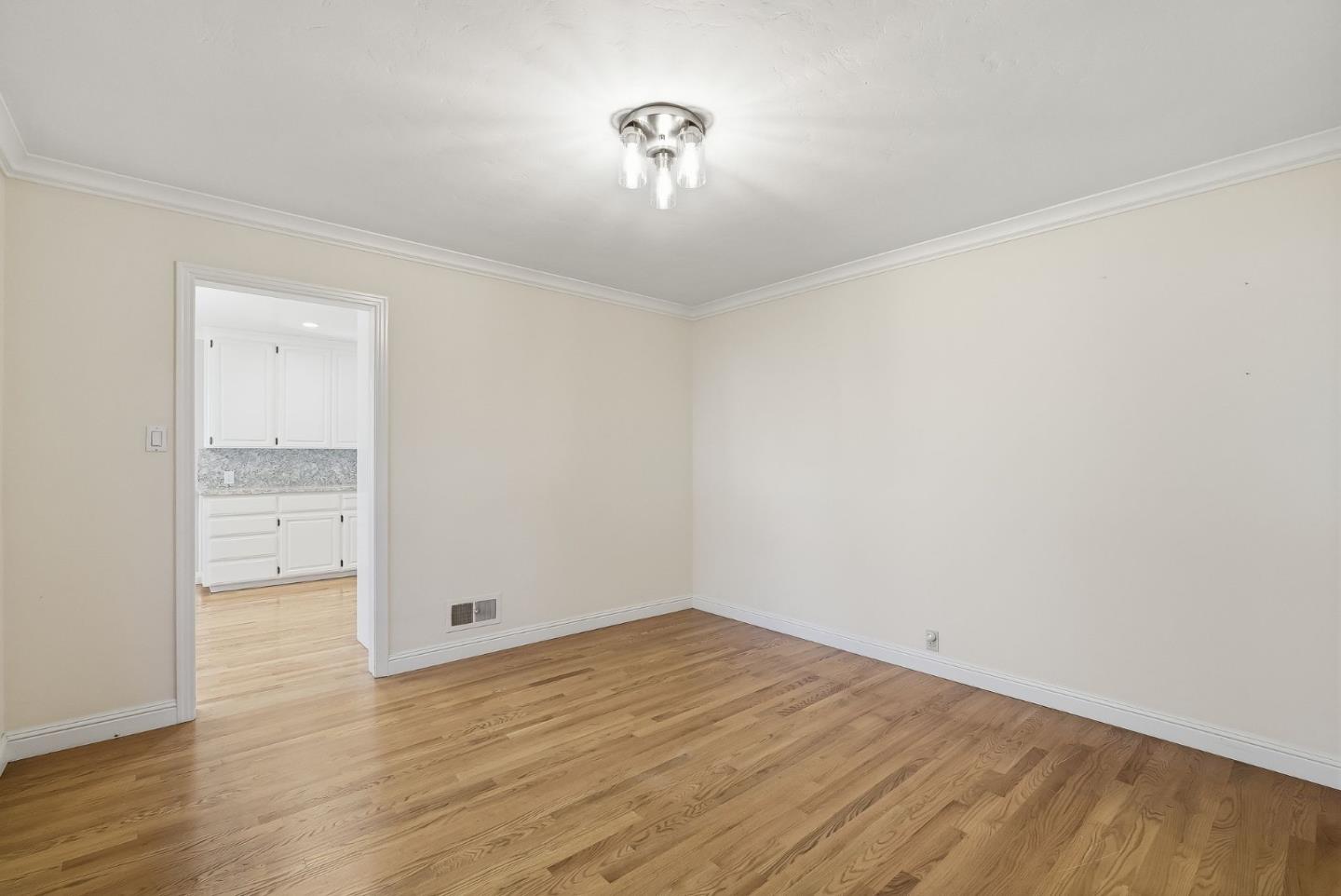 Detail Gallery Image 20 of 65 For 1571 Hicks Ave, San Jose,  CA 95125 - 3 Beds | 2 Baths