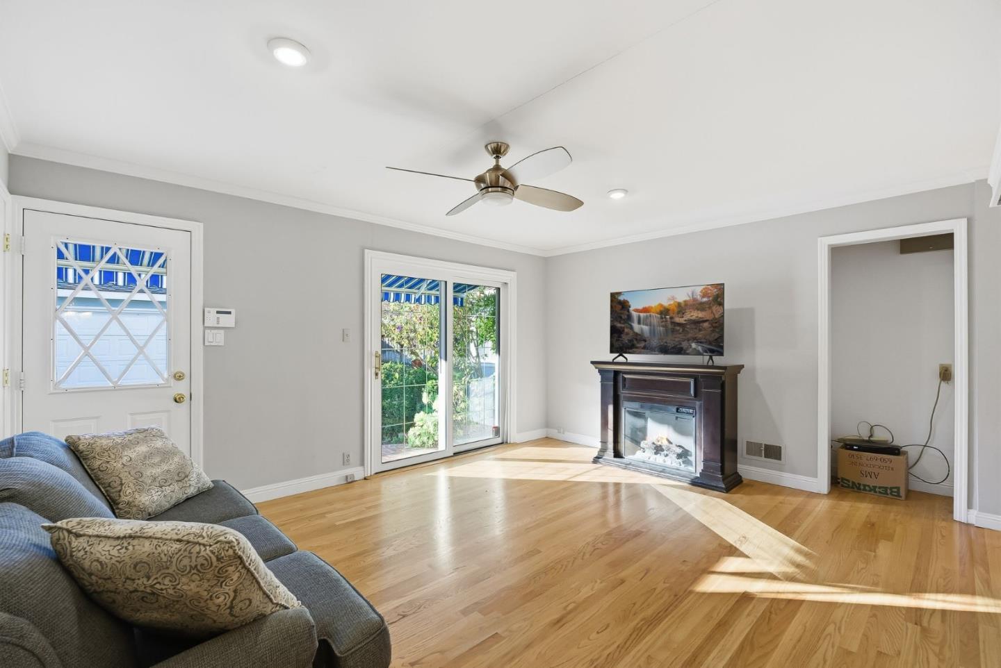 Detail Gallery Image 24 of 65 For 1571 Hicks Ave, San Jose,  CA 95125 - 3 Beds | 2 Baths