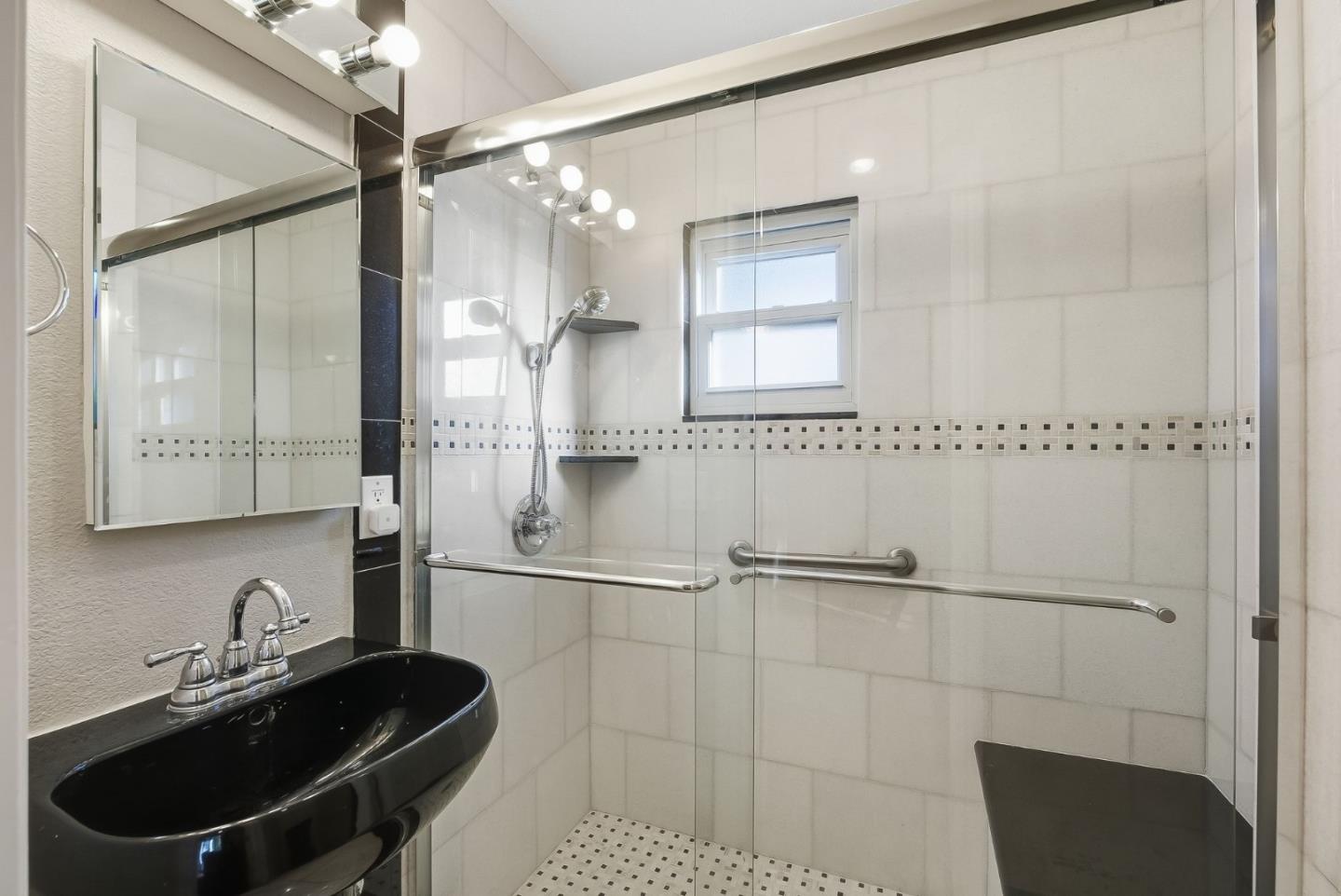 Detail Gallery Image 33 of 65 For 1571 Hicks Ave, San Jose,  CA 95125 - 3 Beds | 2 Baths