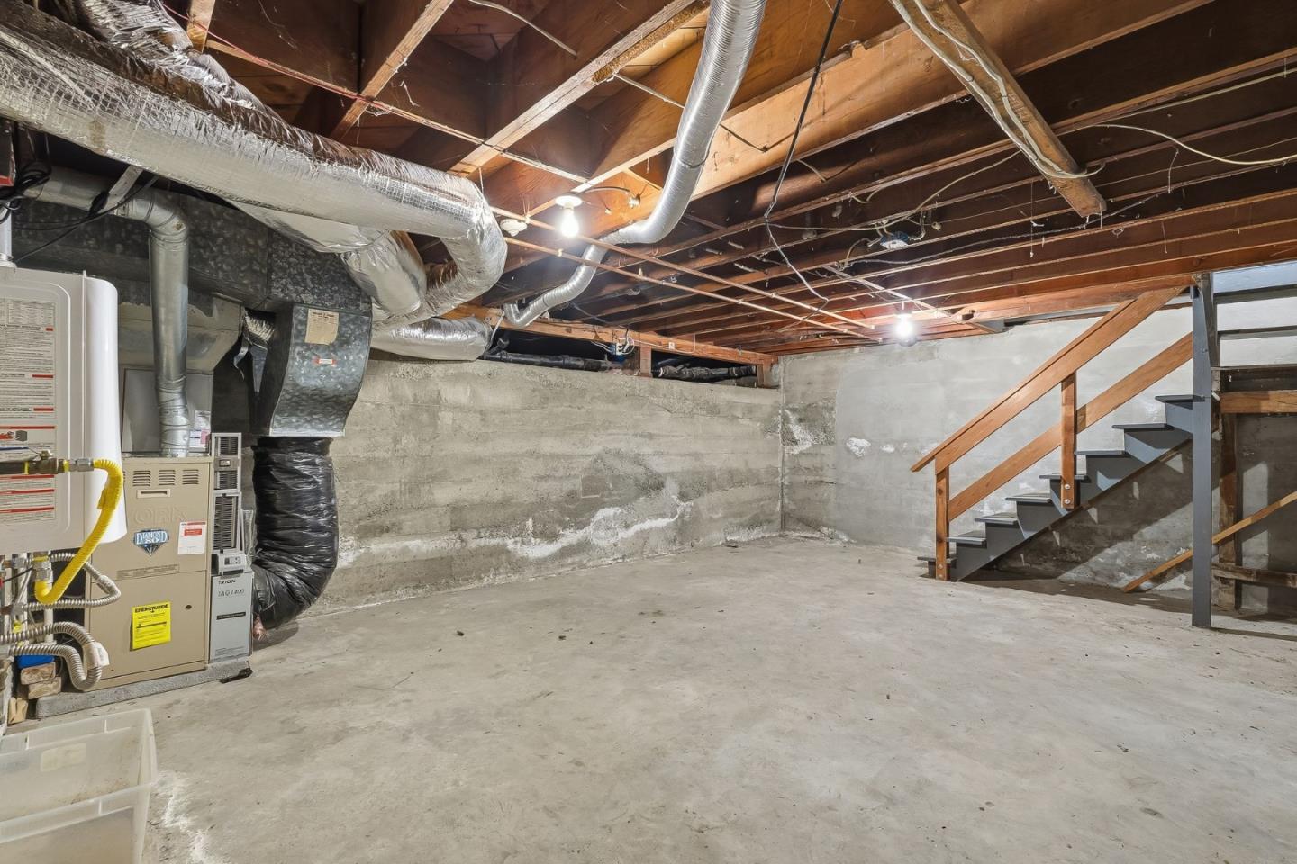 Detail Gallery Image 36 of 65 For 1571 Hicks Ave, San Jose,  CA 95125 - 3 Beds | 2 Baths