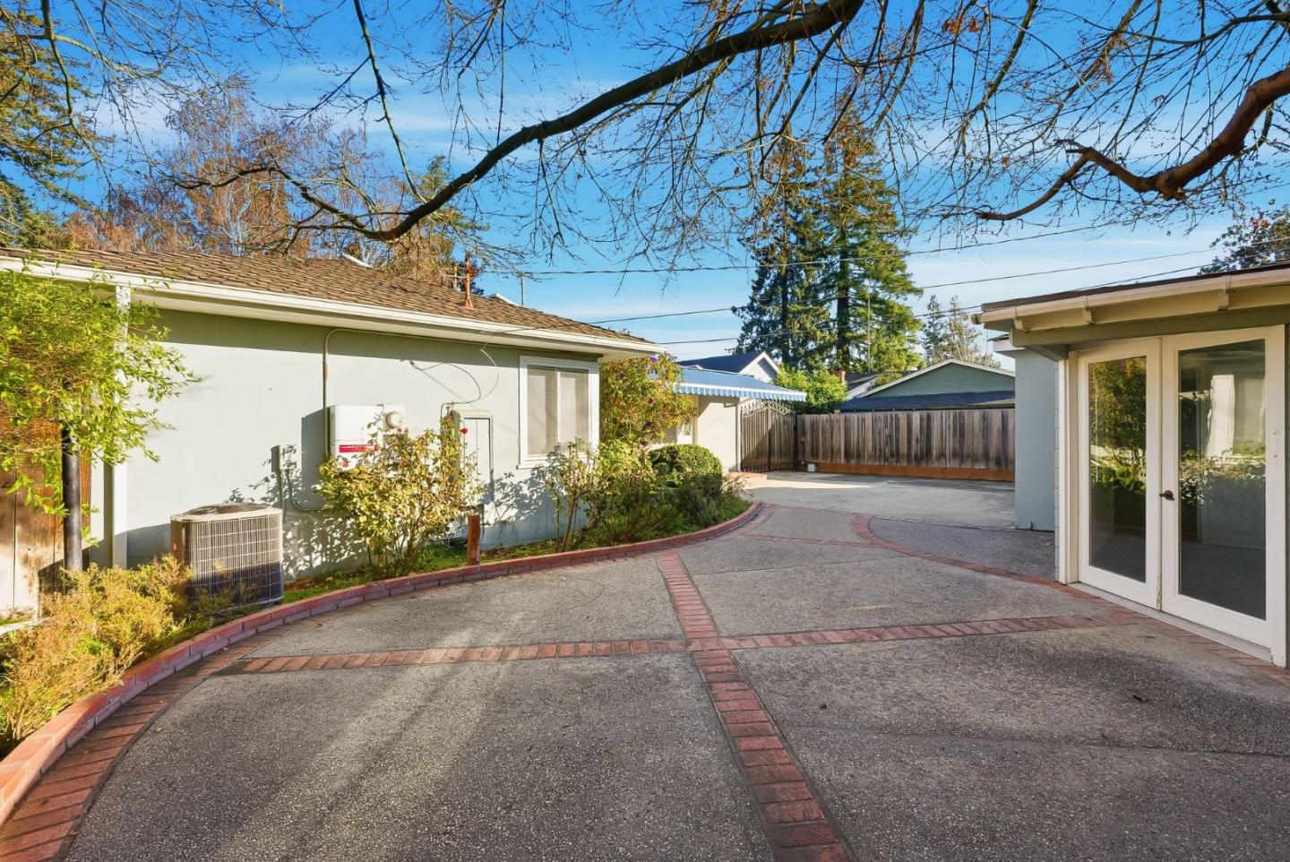 Detail Gallery Image 49 of 65 For 1571 Hicks Ave, San Jose,  CA 95125 - 3 Beds | 2 Baths