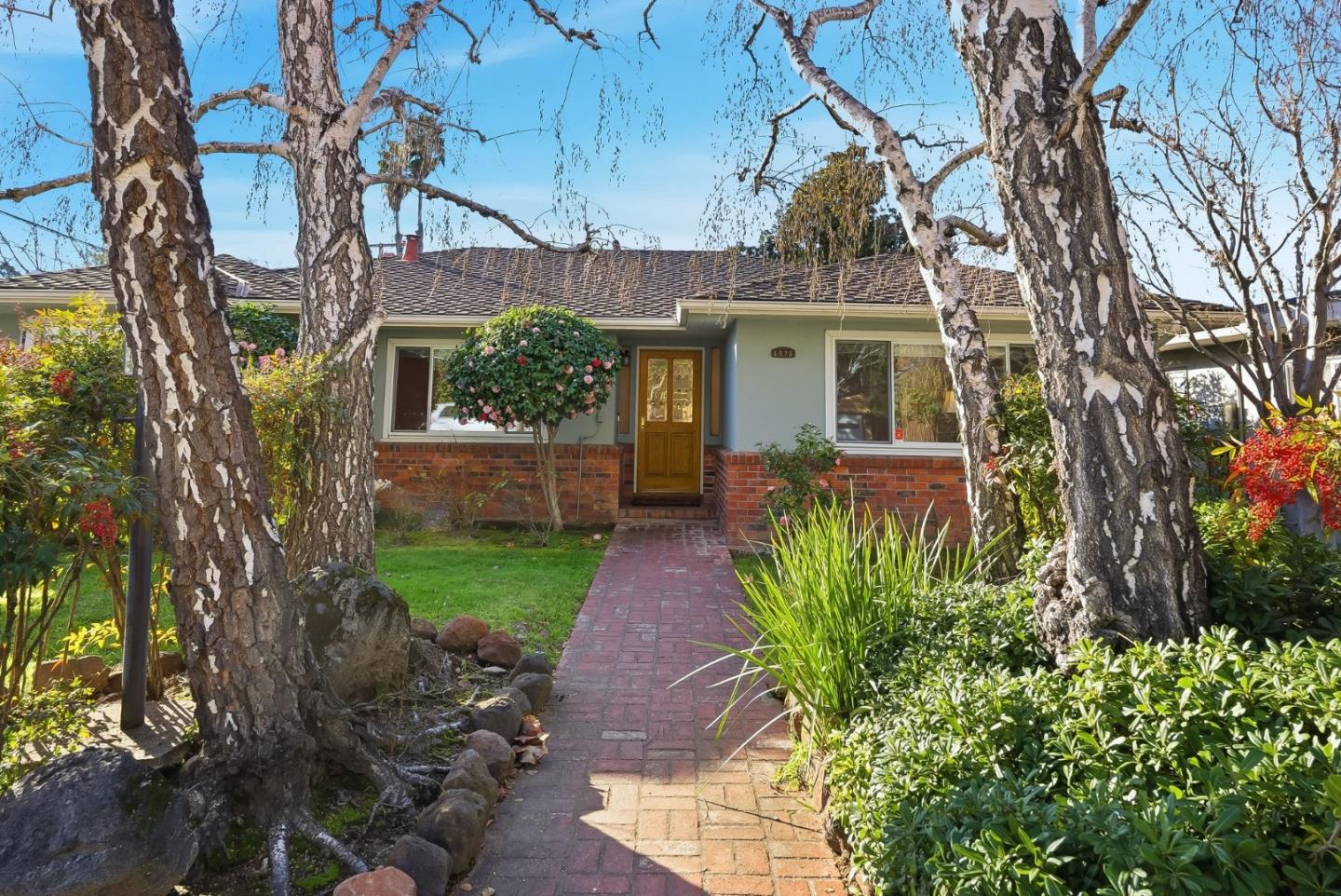 Detail Gallery Image 5 of 65 For 1571 Hicks Ave, San Jose,  CA 95125 - 3 Beds | 2 Baths