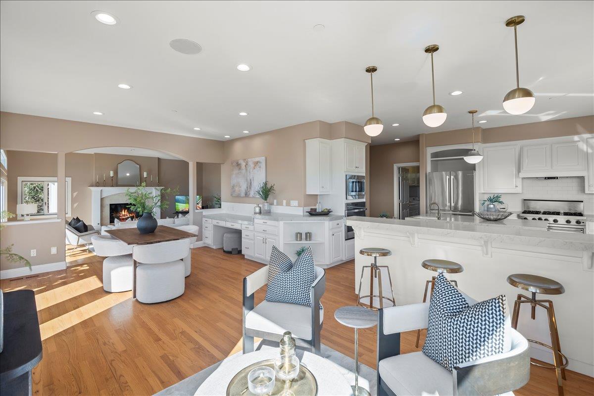 Detail Gallery Image 17 of 71 For 8320 Chantrelle Ct, Gilroy,  CA 95020 - 4 Beds | 3/1 Baths