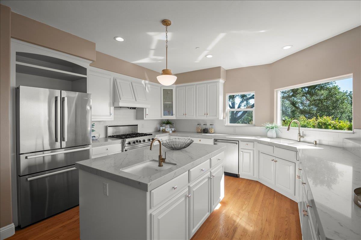 Detail Gallery Image 19 of 71 For 8320 Chantrelle Ct, Gilroy,  CA 95020 - 4 Beds | 3/1 Baths