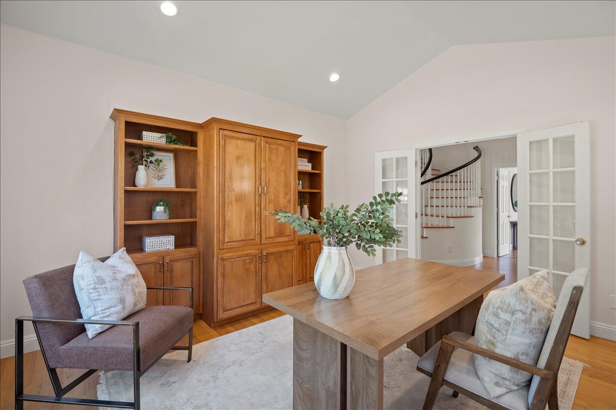 Detail Gallery Image 33 of 71 For 8320 Chantrelle Ct, Gilroy,  CA 95020 - 4 Beds | 3/1 Baths