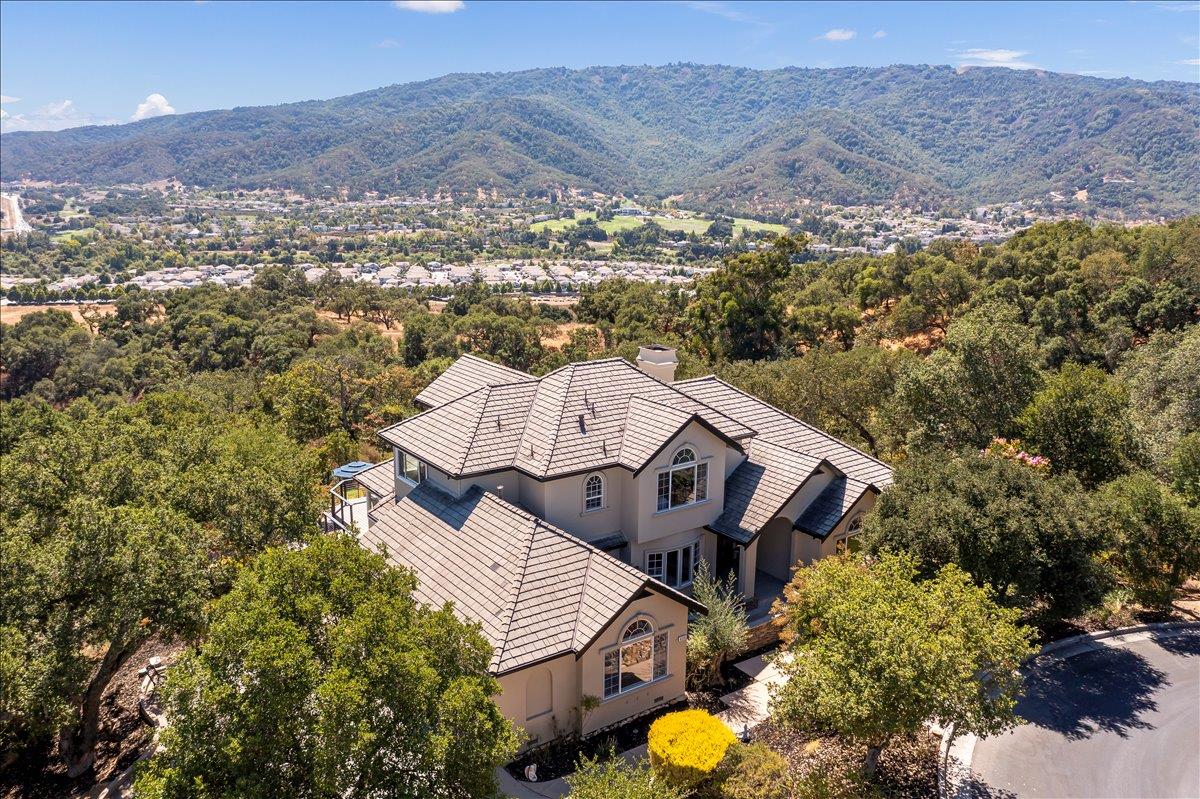 Detail Gallery Image 69 of 71 For 8320 Chantrelle Ct, Gilroy,  CA 95020 - 4 Beds | 3/1 Baths