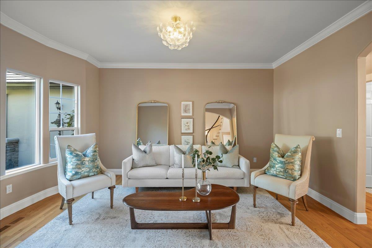 Detail Gallery Image 7 of 71 For 8320 Chantrelle Ct, Gilroy,  CA 95020 - 4 Beds | 3/1 Baths