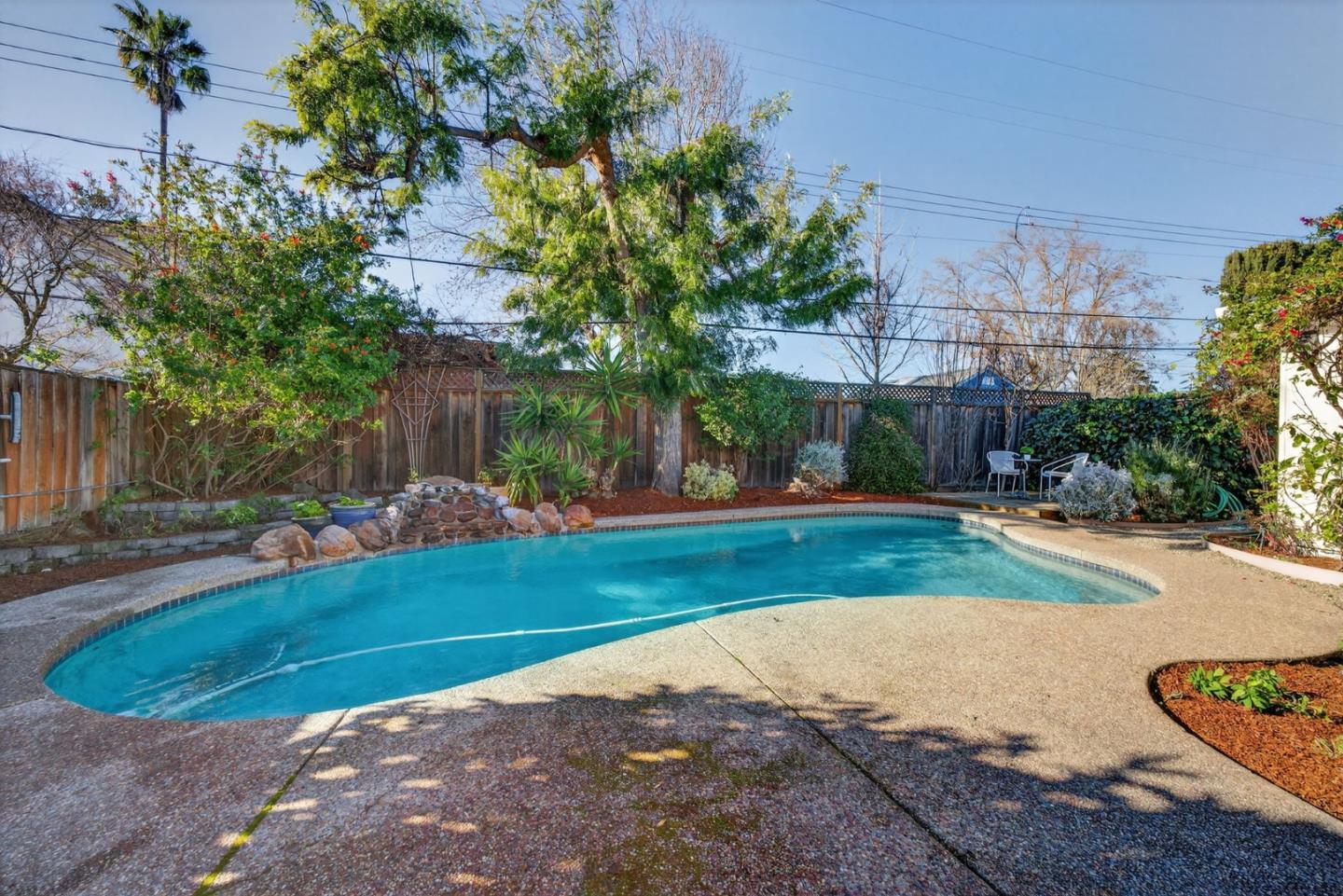 Detail Gallery Image 31 of 39 For 1065 Huntingdon Dr, San Jose,  CA 95129 - 3 Beds | 2 Baths