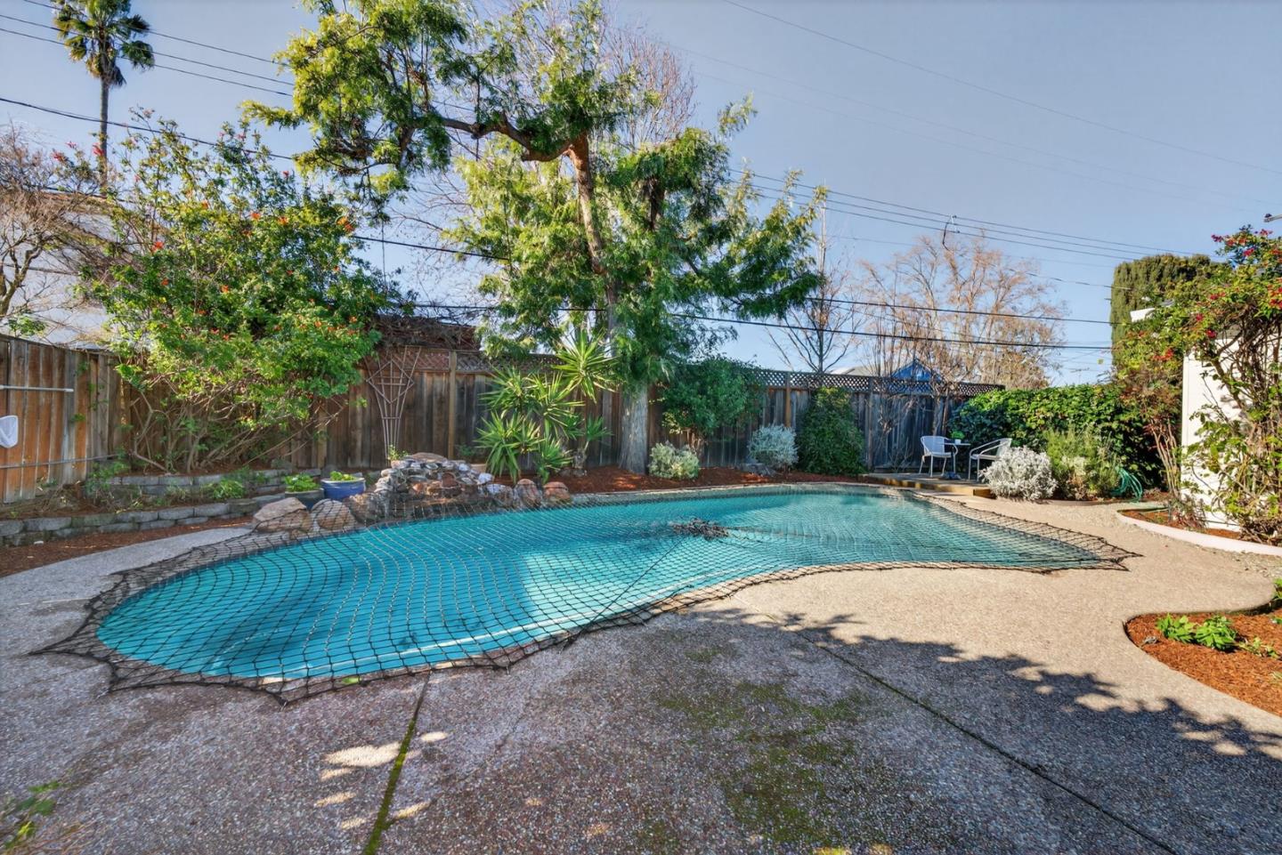 Detail Gallery Image 32 of 39 For 1065 Huntingdon Dr, San Jose,  CA 95129 - 3 Beds | 2 Baths