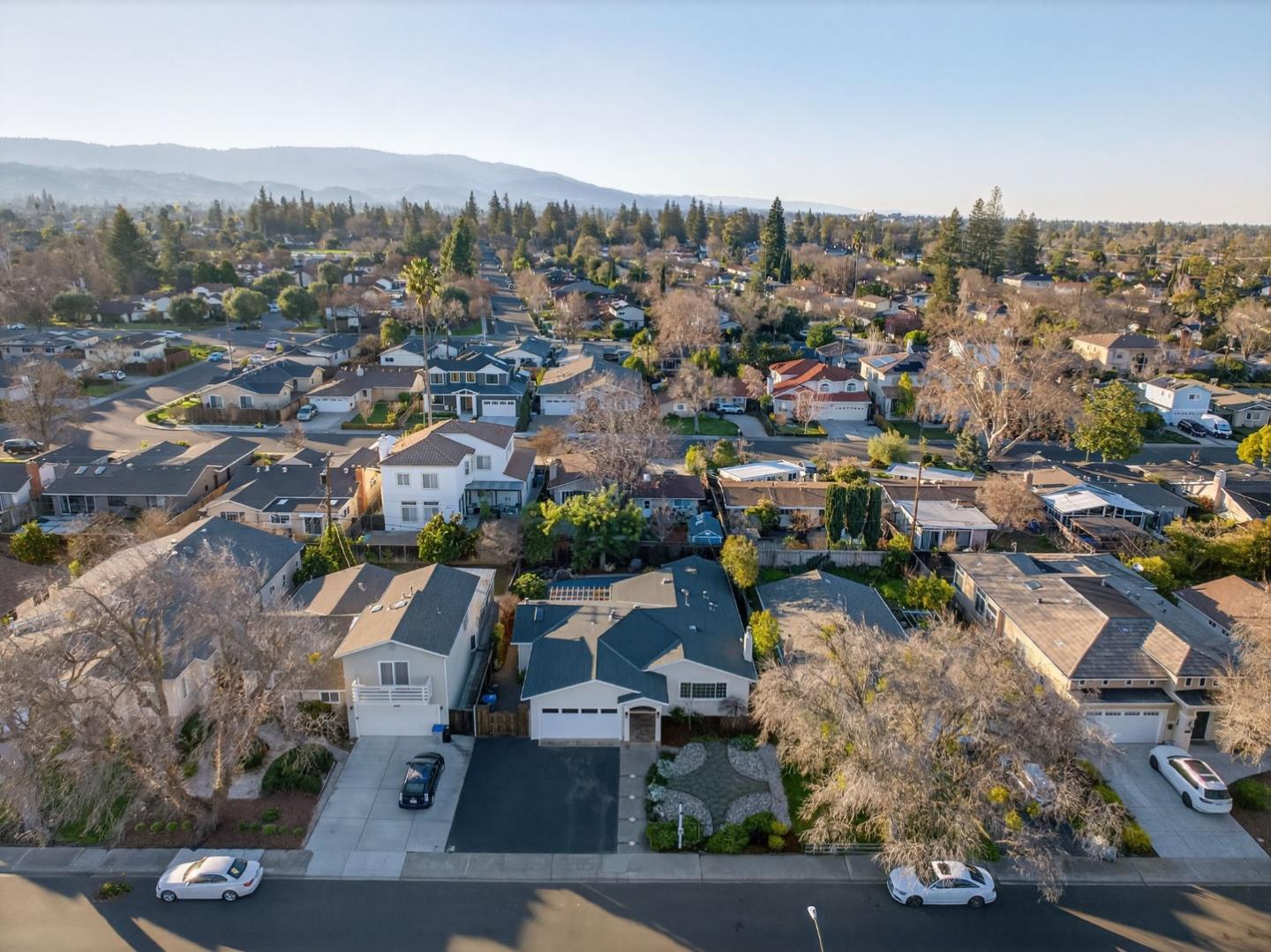 Detail Gallery Image 35 of 39 For 1065 Huntingdon Dr, San Jose,  CA 95129 - 3 Beds | 2 Baths