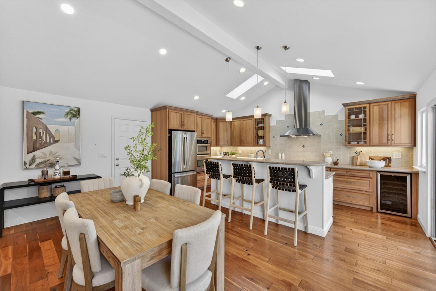 Detail Gallery Image 8 of 39 For 1065 Huntingdon Dr, San Jose,  CA 95129 - 3 Beds | 2 Baths