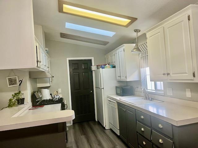 Detail Gallery Image 10 of 31 For 3015 E Bayshore Rd #316,  Redwood City,  CA 94063 - 3 Beds | 2 Baths