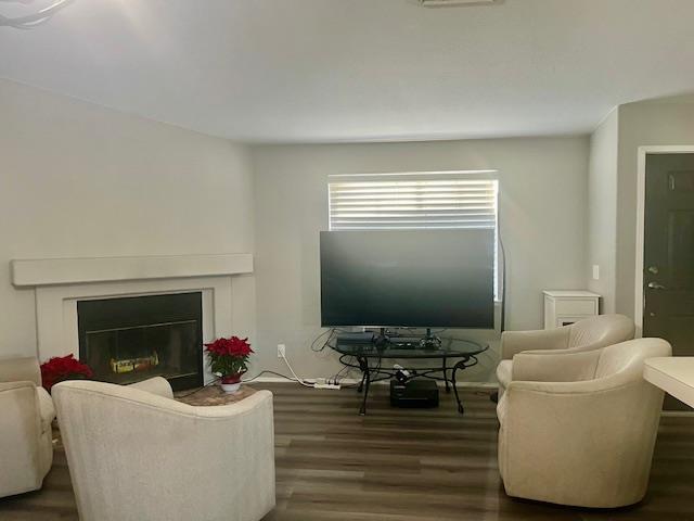 Detail Gallery Image 7 of 31 For 3015 E Bayshore Rd #316,  Redwood City,  CA 94063 - 3 Beds | 2 Baths