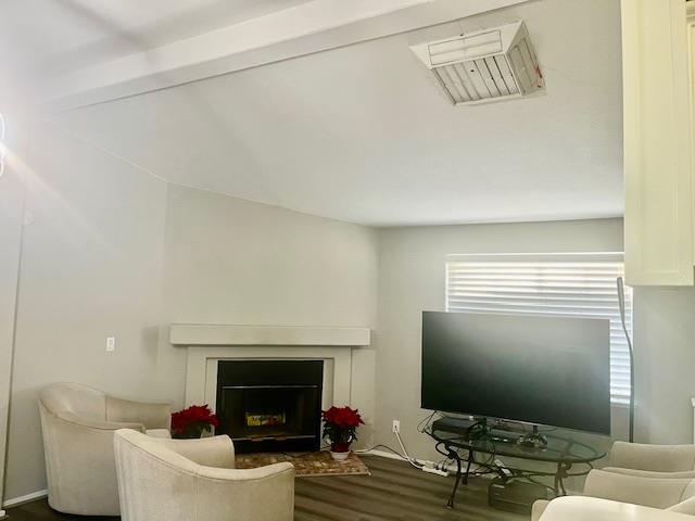 Detail Gallery Image 8 of 31 For 3015 E Bayshore Rd #316,  Redwood City,  CA 94063 - 3 Beds | 2 Baths