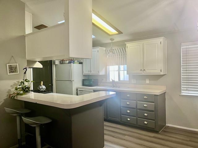 Detail Gallery Image 9 of 31 For 3015 E Bayshore Rd #316,  Redwood City,  CA 94063 - 3 Beds | 2 Baths