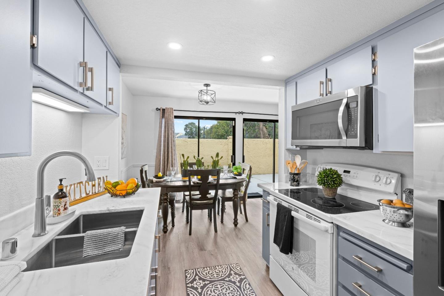 Detail Gallery Image 14 of 41 For 8170 Westwood Dr #22,  Gilroy,  CA 95020 - 2 Beds | 1/1 Baths