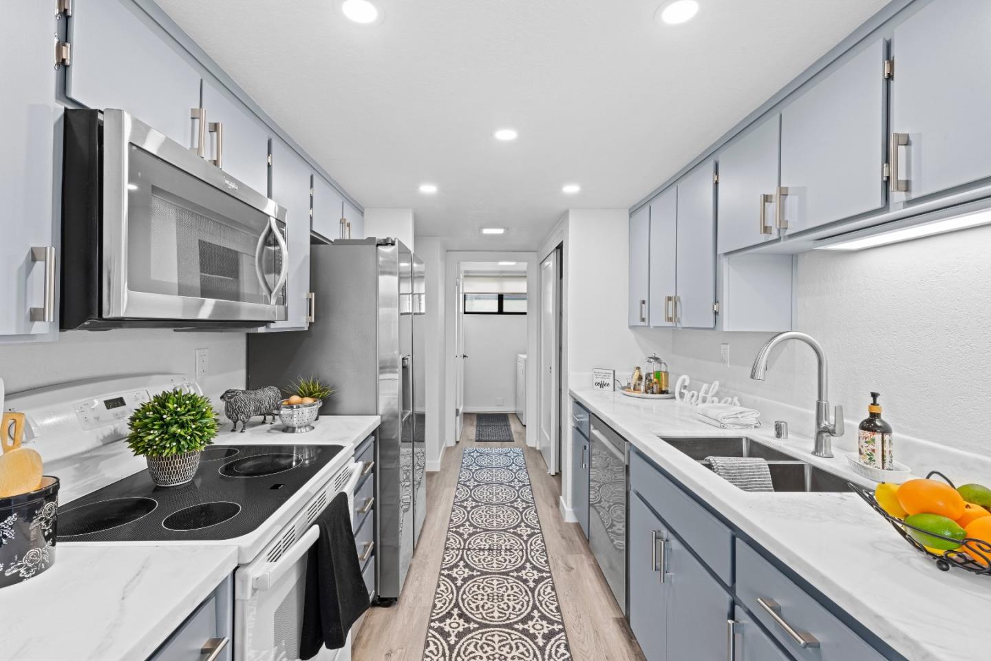 Detail Gallery Image 17 of 41 For 8170 Westwood Dr #22,  Gilroy,  CA 95020 - 2 Beds | 1/1 Baths