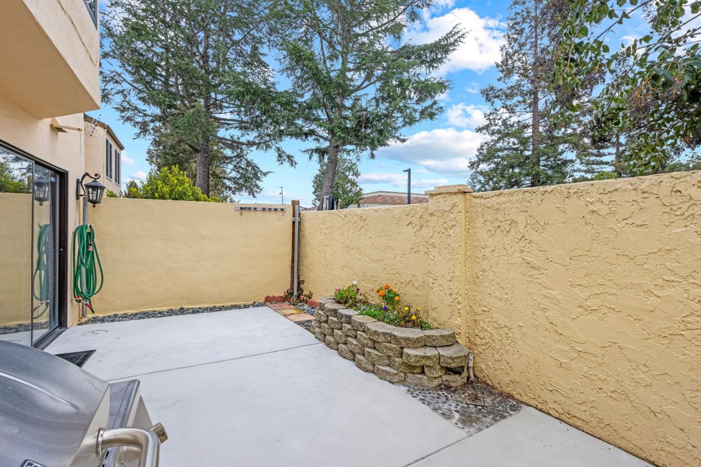 Detail Gallery Image 31 of 41 For 8170 Westwood Dr #22,  Gilroy,  CA 95020 - 2 Beds | 1/1 Baths