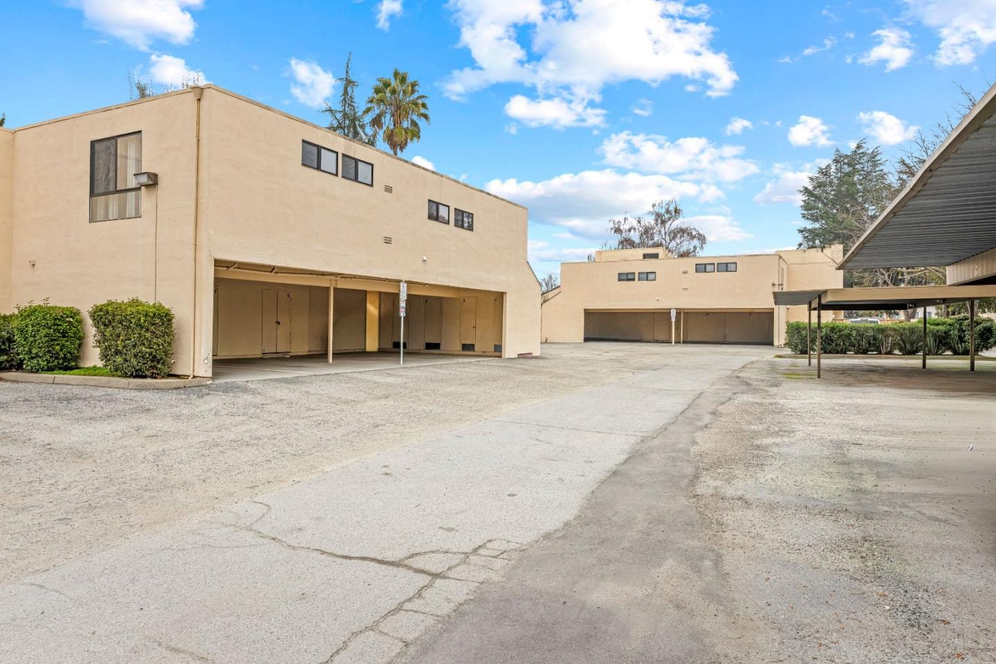 Detail Gallery Image 37 of 41 For 8170 Westwood Dr #22,  Gilroy,  CA 95020 - 2 Beds | 1/1 Baths