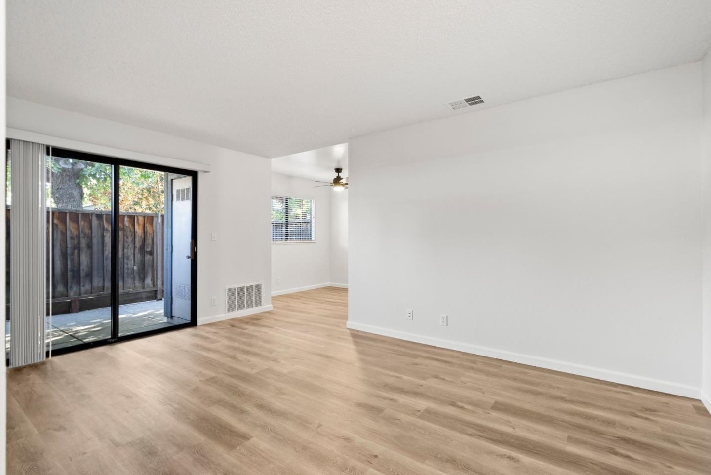 Photo #4: ML82031944 Listing: Photo #4