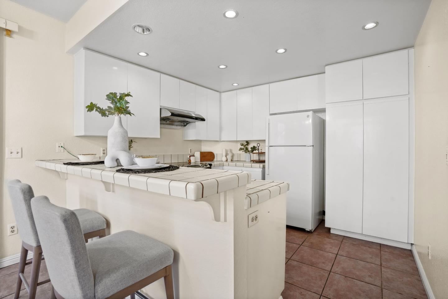 Photo #10: ML82031949 Listing: Photo #10